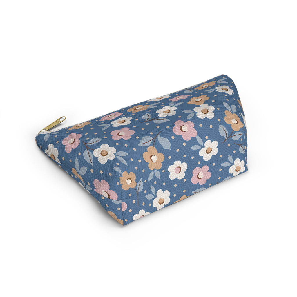 Retro Daisy Floral Accessory Pouch